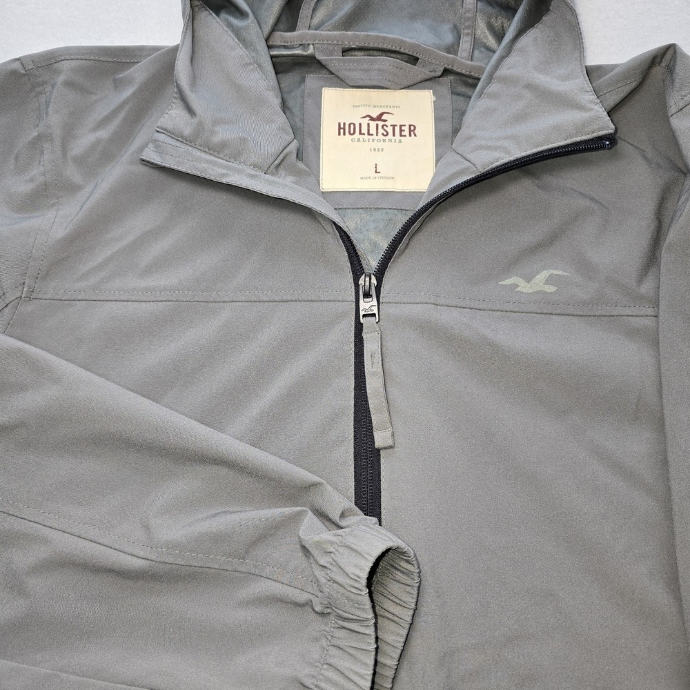 Hollister Men's Gray Epic Flex Windbreaker Hooded Full Zip L Gorpcore‎ Sporty